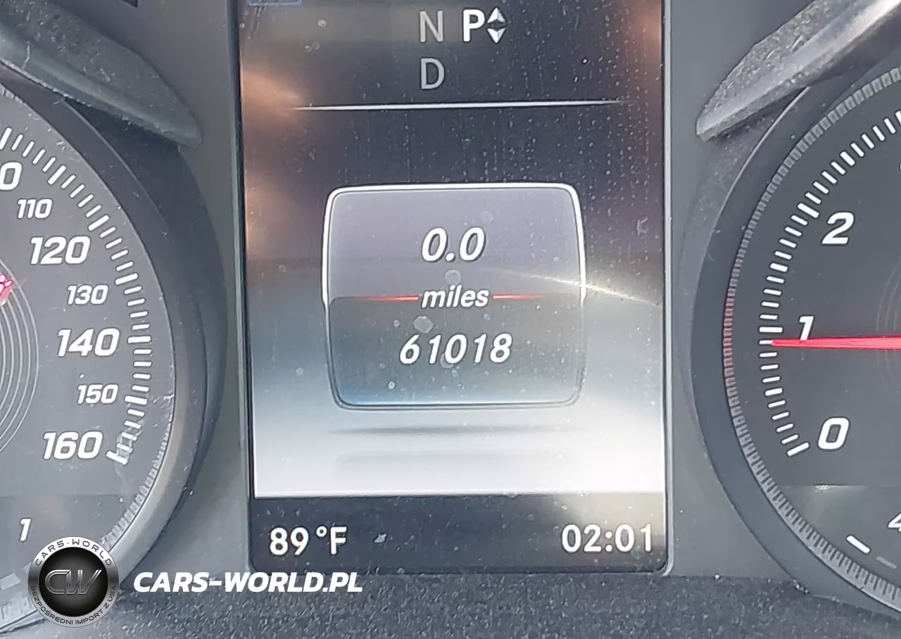 2016 Mercedes-Benz C 300 Sport 4Matic VIN:55SWF4KB1GU100018 - 16