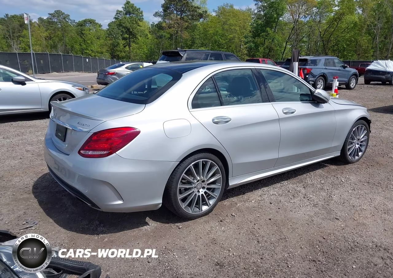 2016 Mercedes-Benz C 300 Sport 4Matic VIN:55SWF4KB1GU100018 - 4