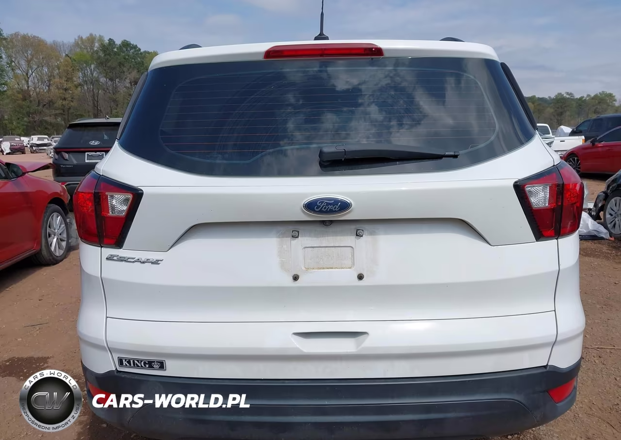 2019 Ford Escape S VIN:1FMCU0F72KUA12096 - 16