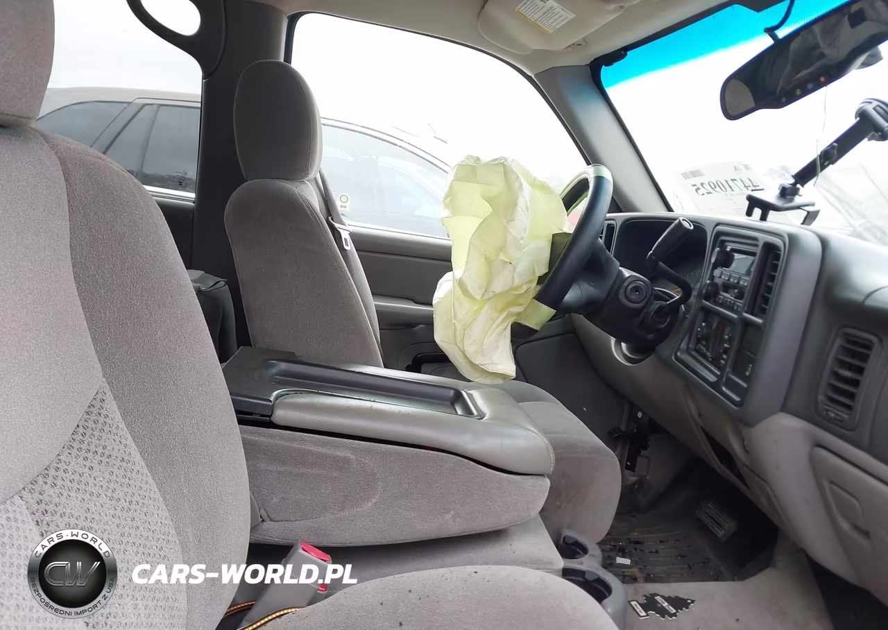 2005 Chevrolet Tahoe Ls VIN:1GNEC13VX5J232608 - 5