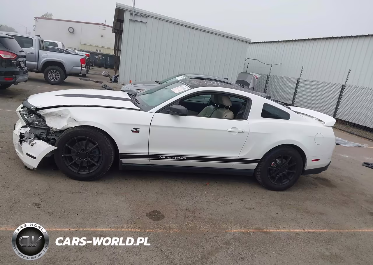 2012 Ford Mustang V6 Premium VIN:1ZVBP8AM2C5212231 - 15