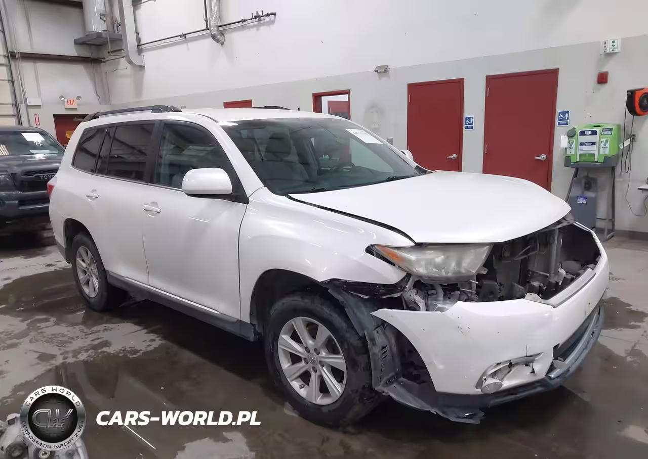2013 Toyota Highlander Base Plus V6