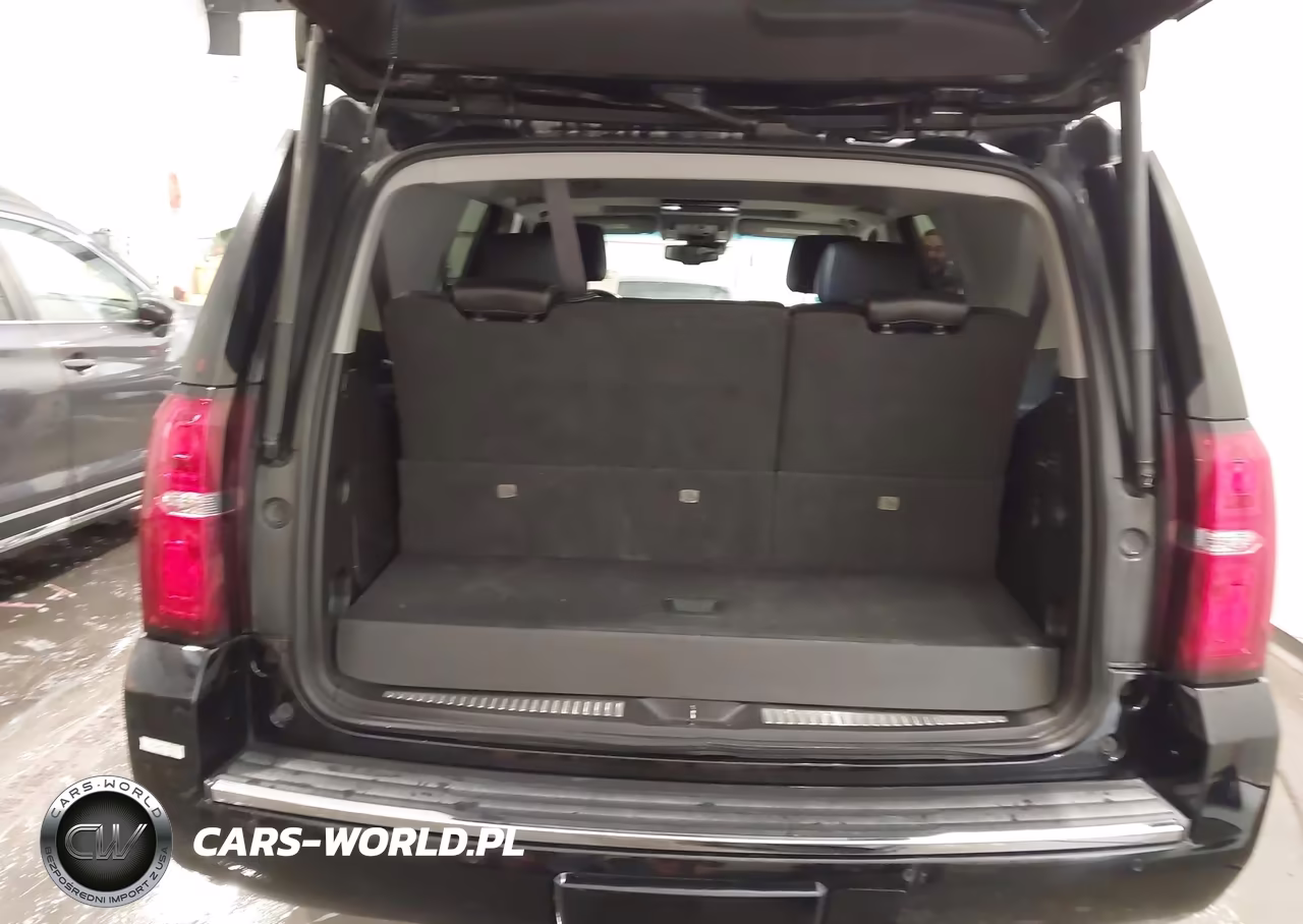 2015 Chevrolet Tahoe Ltz VIN:1GNSKCKC8FR111113 - 17