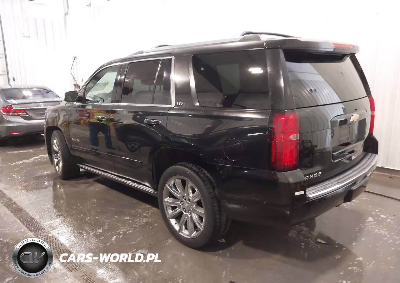 2015 Chevrolet Tahoe Ltz VIN:1GNSKCKC8FR111113 - 3