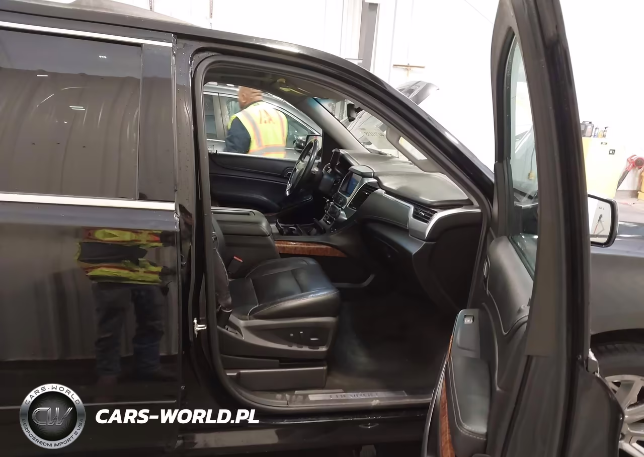 2015 Chevrolet Tahoe Ltz VIN:1GNSKCKC8FR111113 - 5