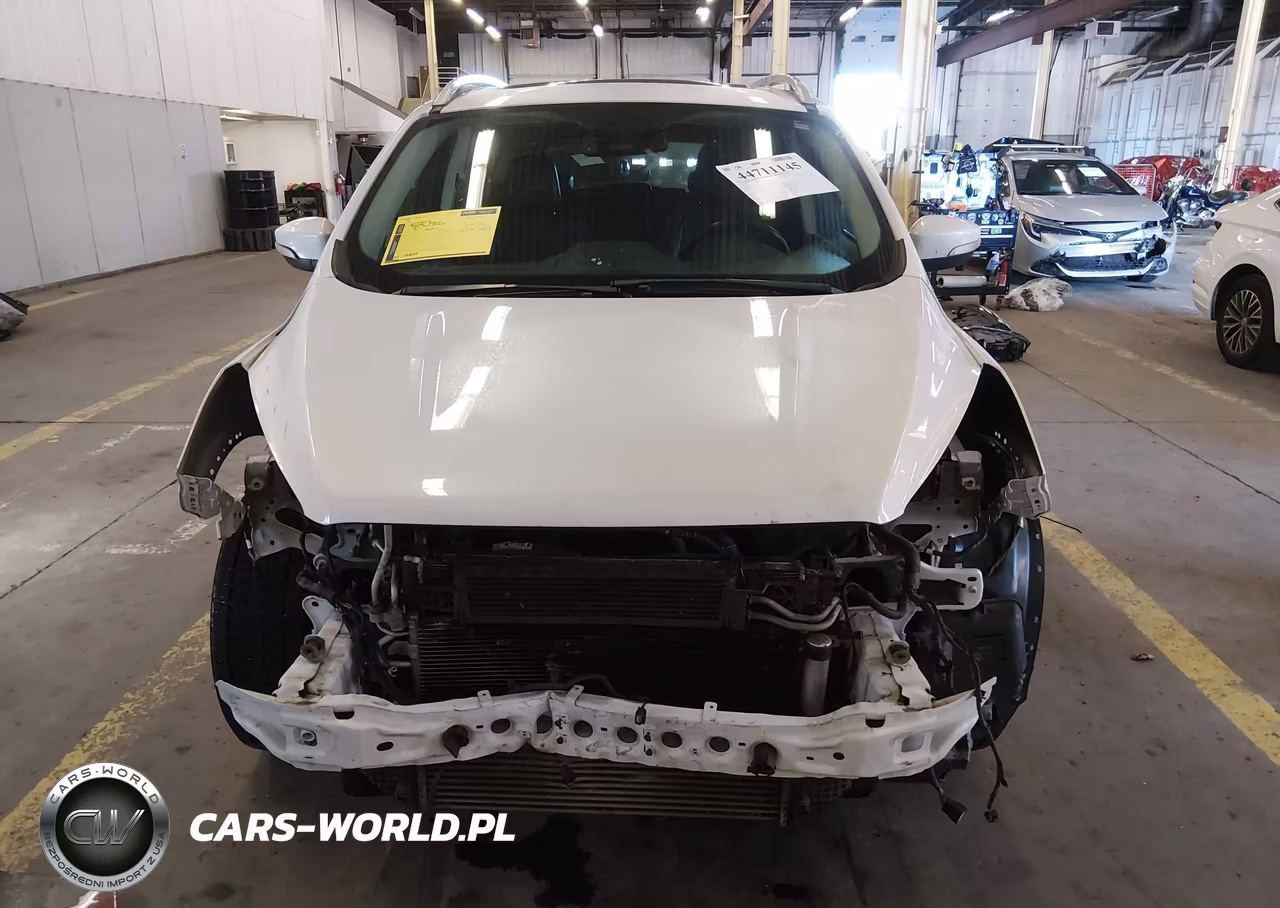 2019 Ford Escape Titanium VIN:1FMCU9J9XKUC29716 - 13