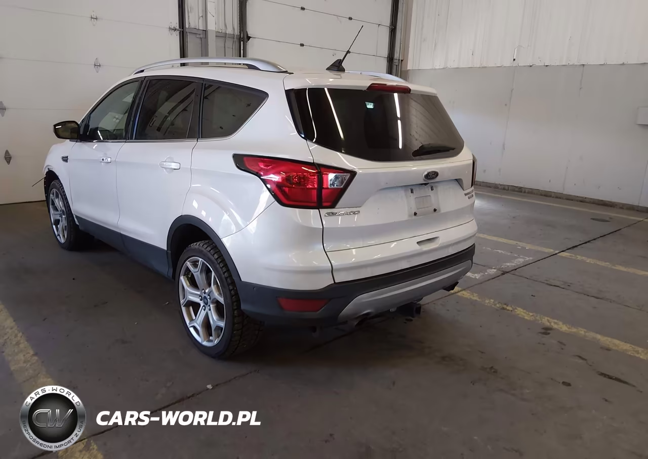 2019 Ford Escape Titanium VIN:1FMCU9J9XKUC29716 - 3