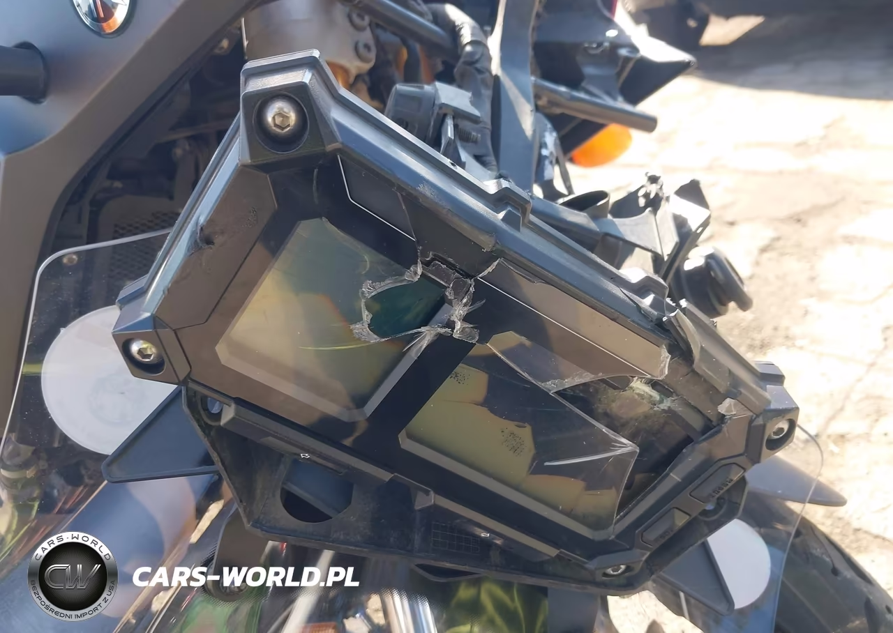 2015 Yamaha Fj09 C VIN:JYARN37Y7FA000047 - 7