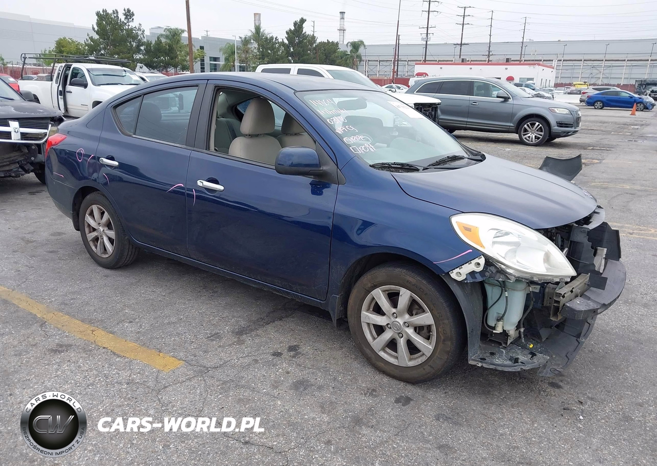 2012 Nissan Versa 1.6 Sl