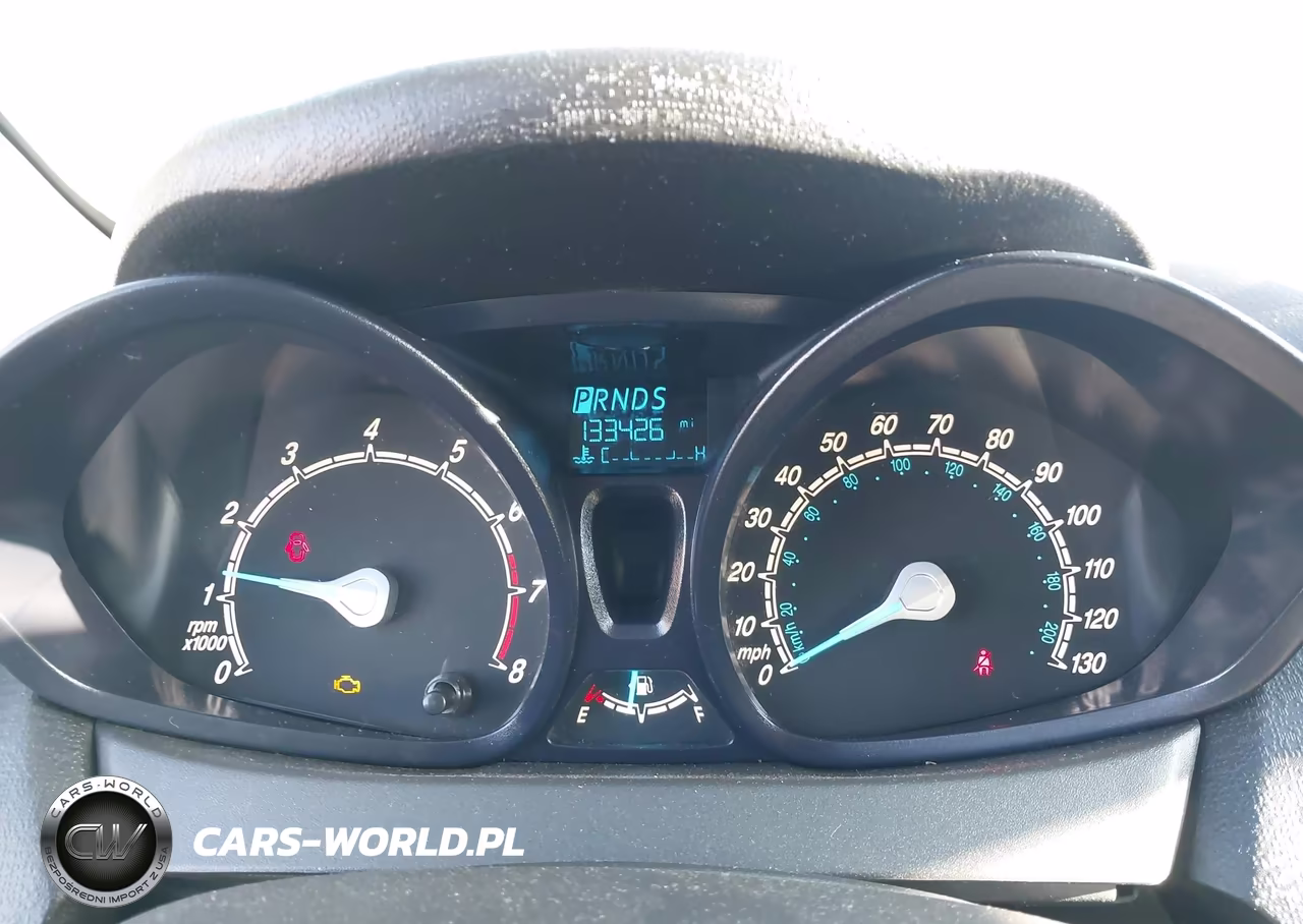 2015 Ford Fiesta S VIN:3FADP4TJ3FM129788 - 7