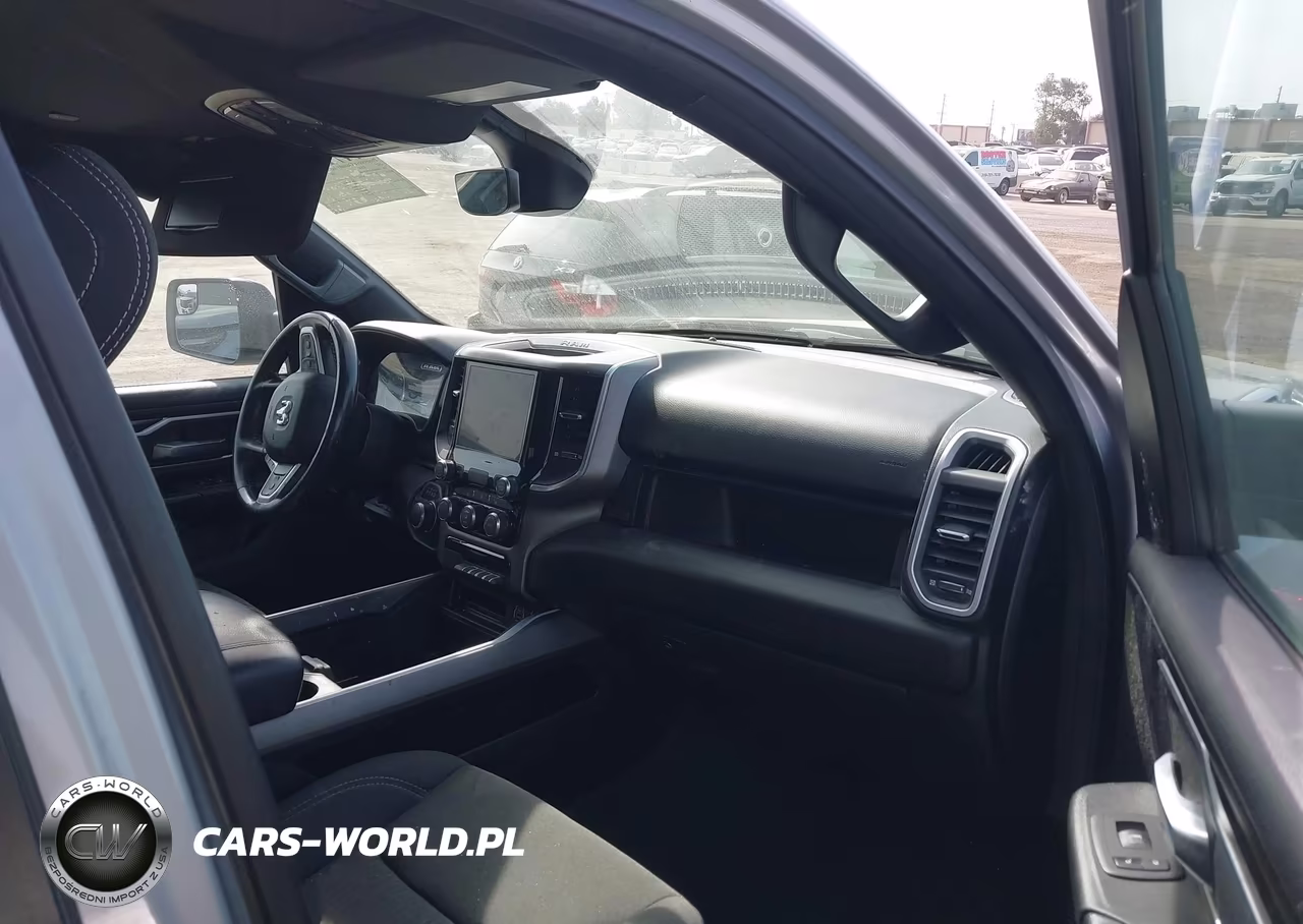 2022 Ram 1500 VIN:1C6RREBT0NN373199 - 5