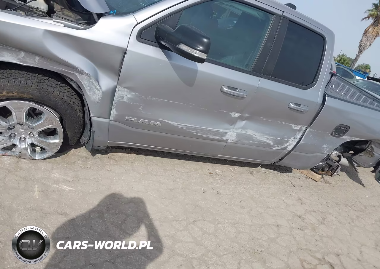 2022 Ram 1500 VIN:1C6RREBT0NN373199 - 6