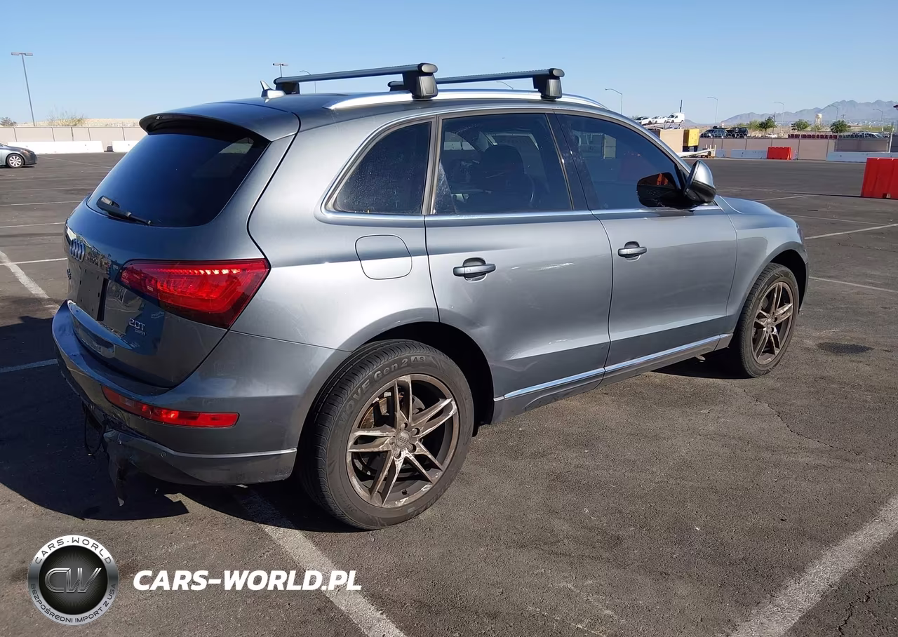 2014 Audi Q5 2.0T Premium VIN:WA1LFAFP1EA065862 - 4