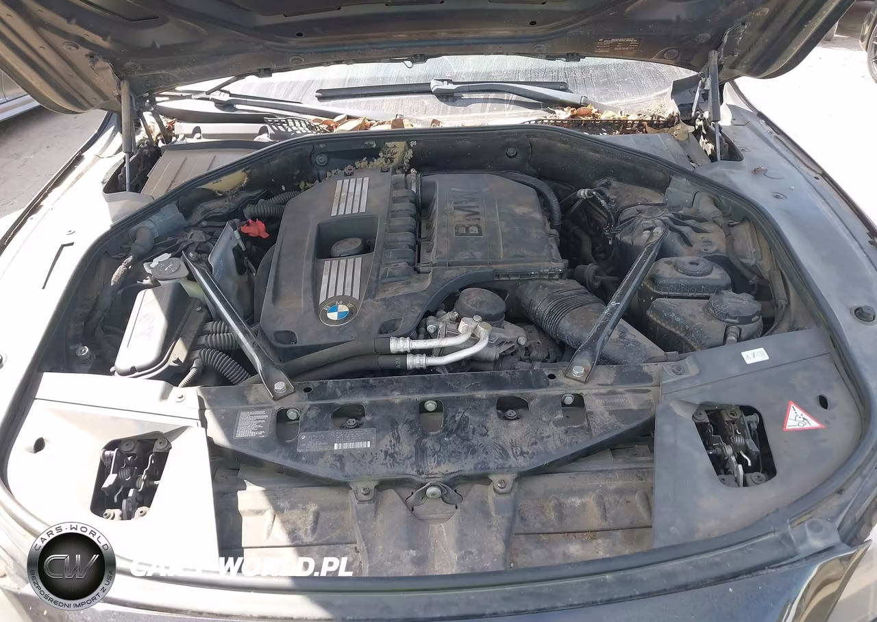 2011 BMW 740I VIN:WBAKA4C5XBC613150 - 10