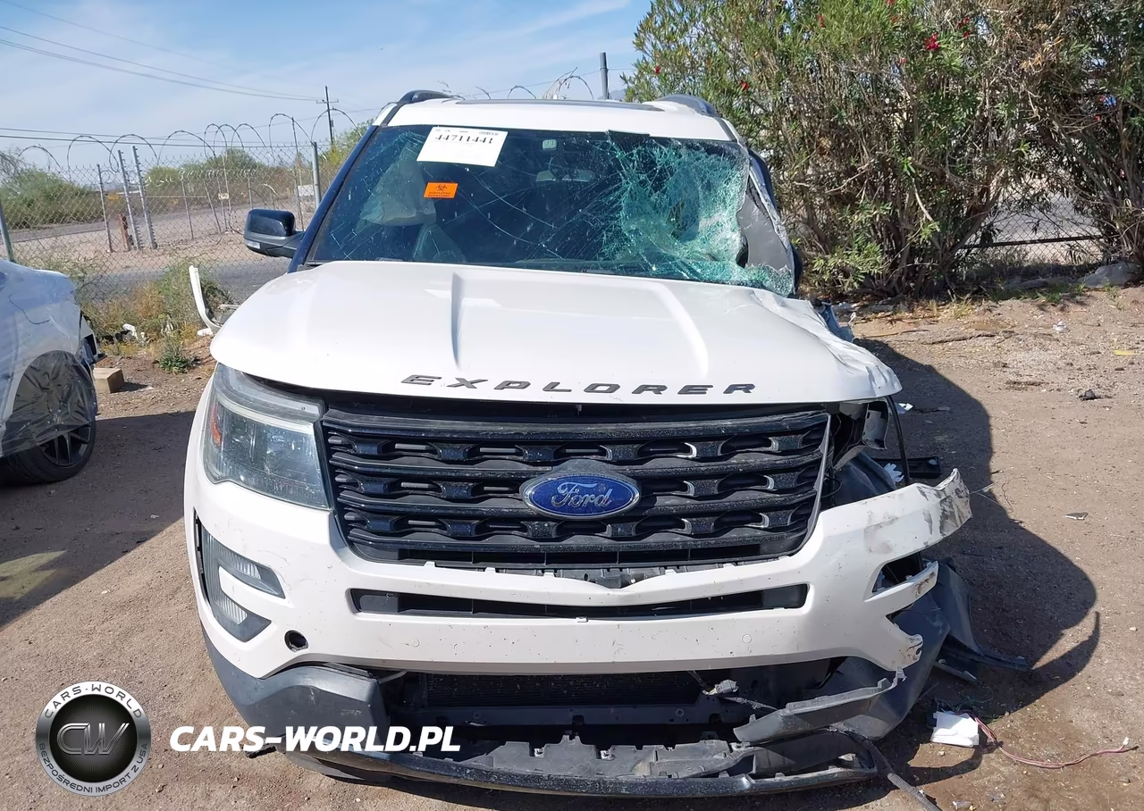 2016 Ford Explorer Sport VIN:1FM5K8GT8GGC47763 - 11