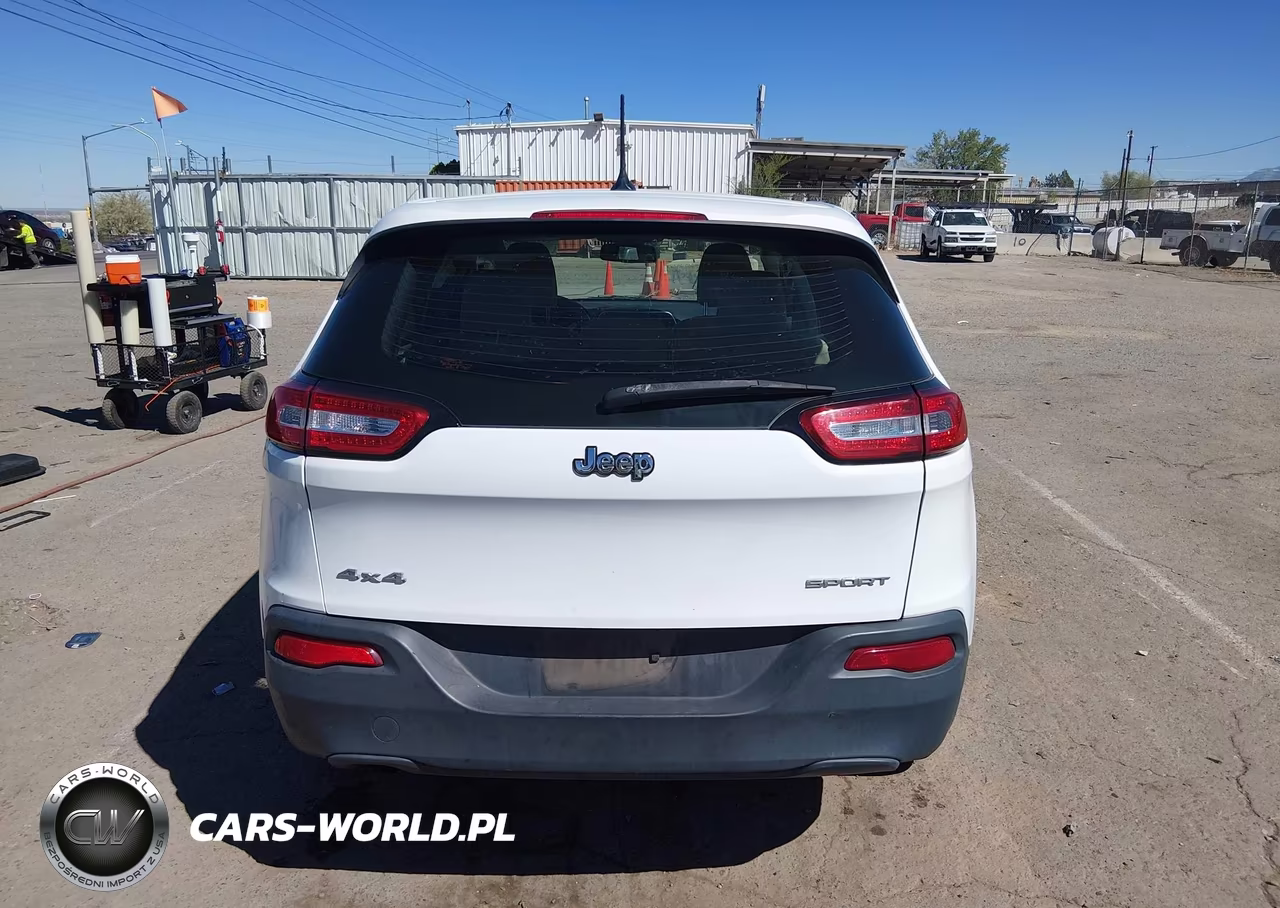 2015 Jeep Cherokee Sport VIN:1C4PJMAB0FW574719 - 17