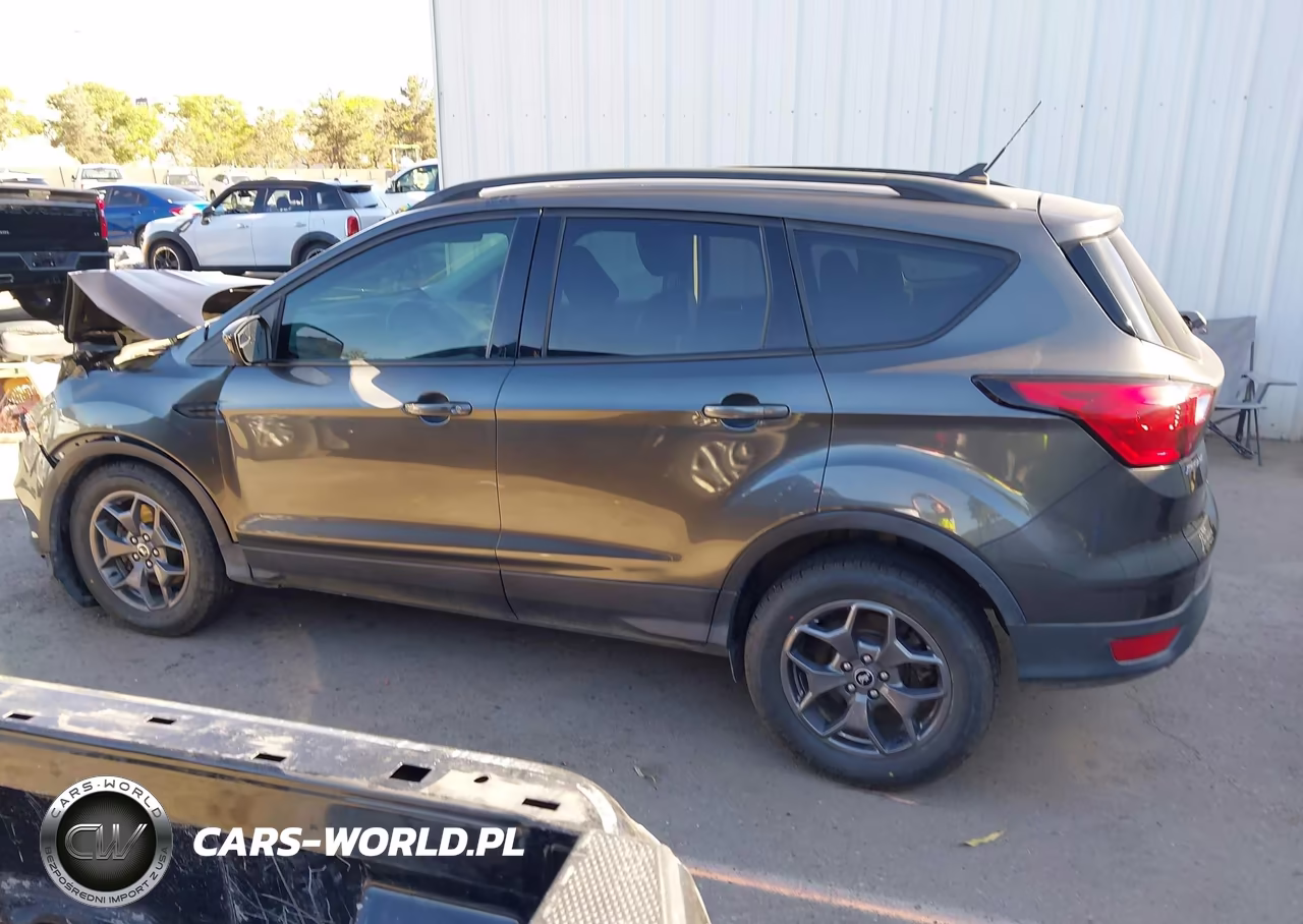 2019 Ford Escape Se VIN:1FMCU9GD2KUA07621 - 15