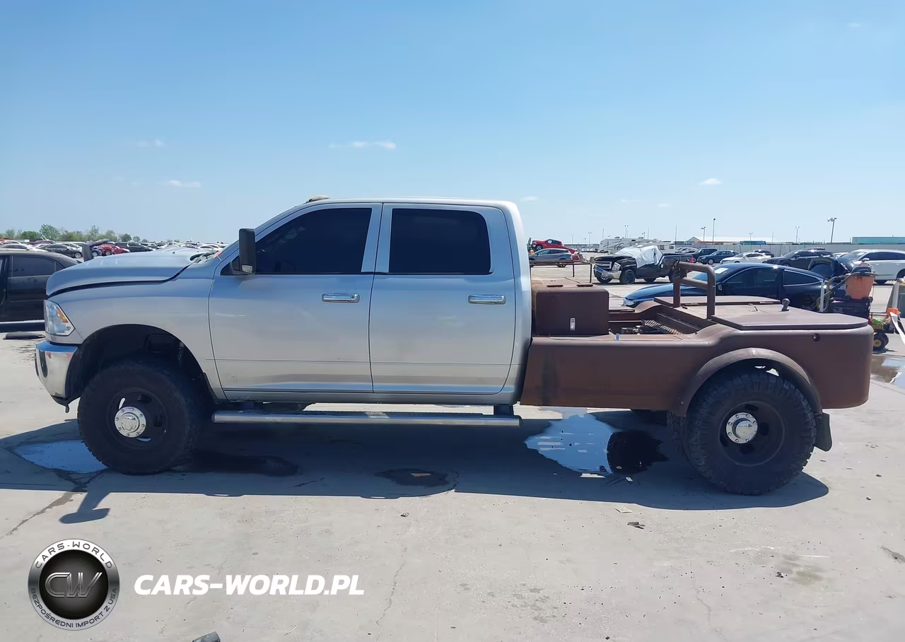 2013 Ram 3500 Tradesman VIN:3C63RRGLXDG585489 - 15