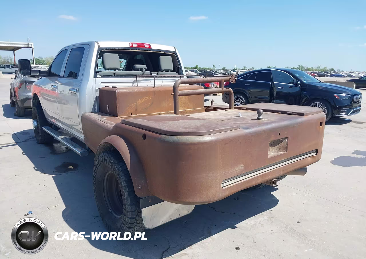 2013 Ram 3500 Tradesman VIN:3C63RRGLXDG585489 - 3