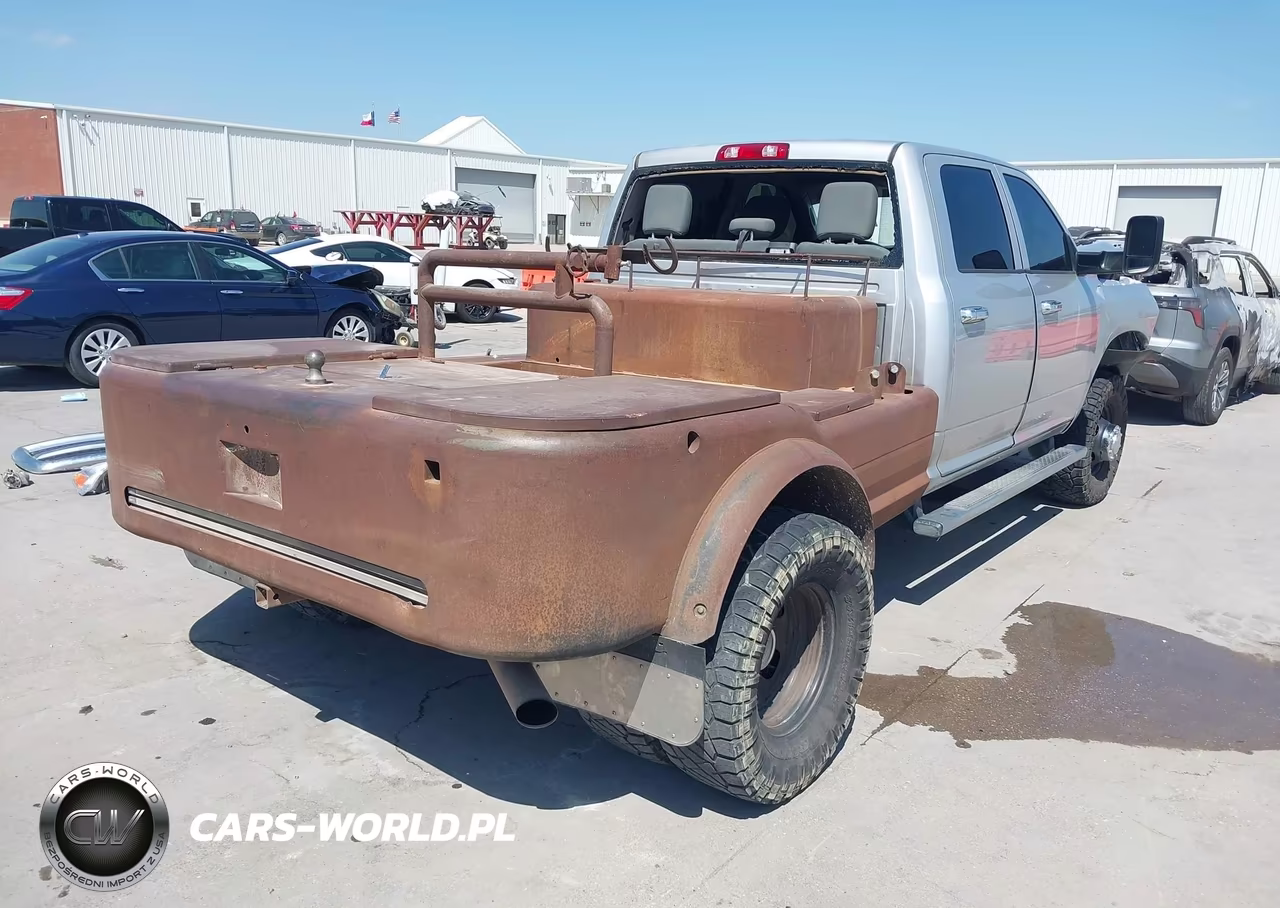 2013 Ram 3500 Tradesman VIN:3C63RRGLXDG585489 - 4
