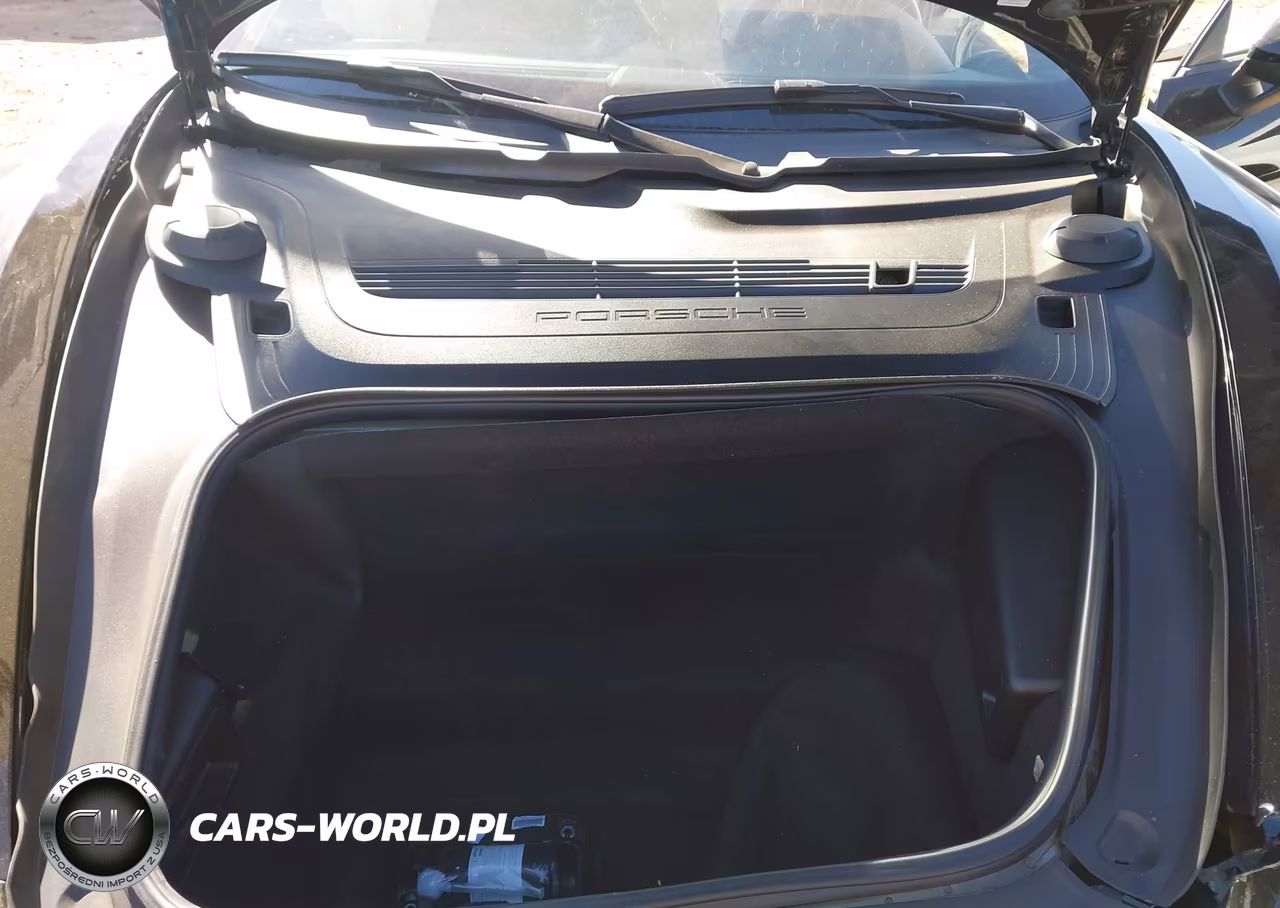 2019 Porsche 718 Boxster S VIN:WP0CB2A88KS228732 - 10