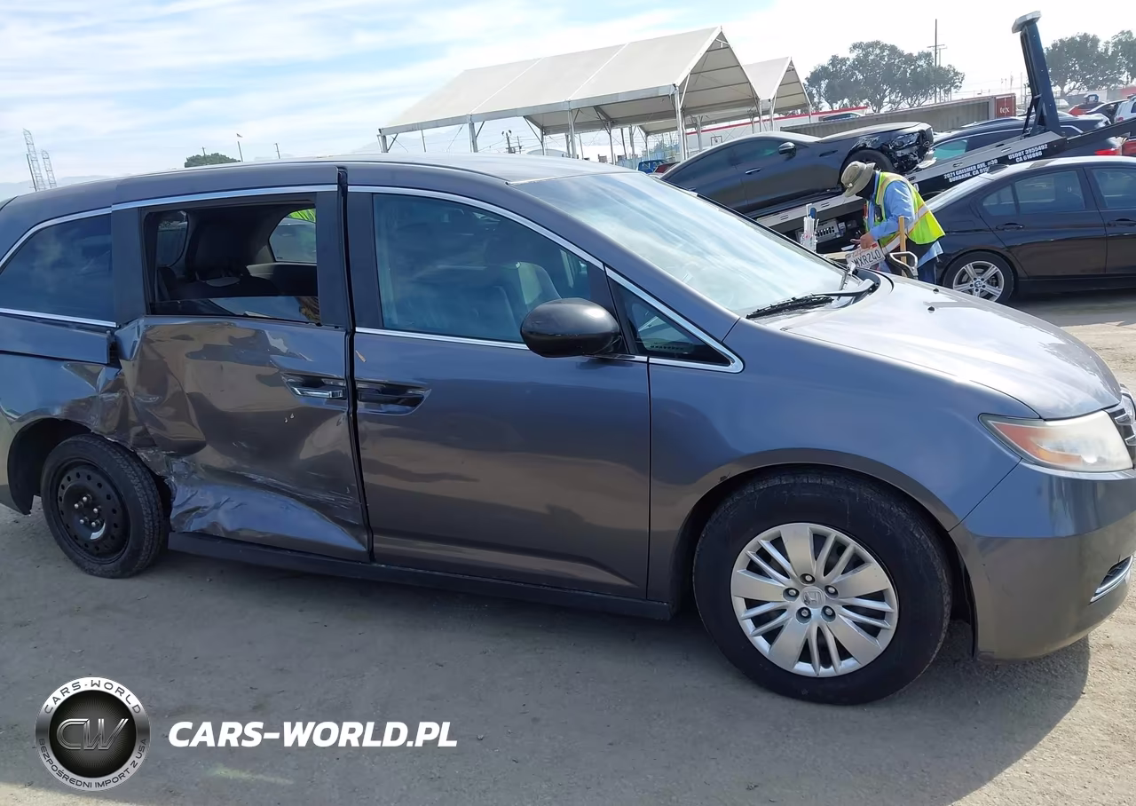 2015 Honda Odyssey Lx VIN:5FNRL5H21FB024450 - 13