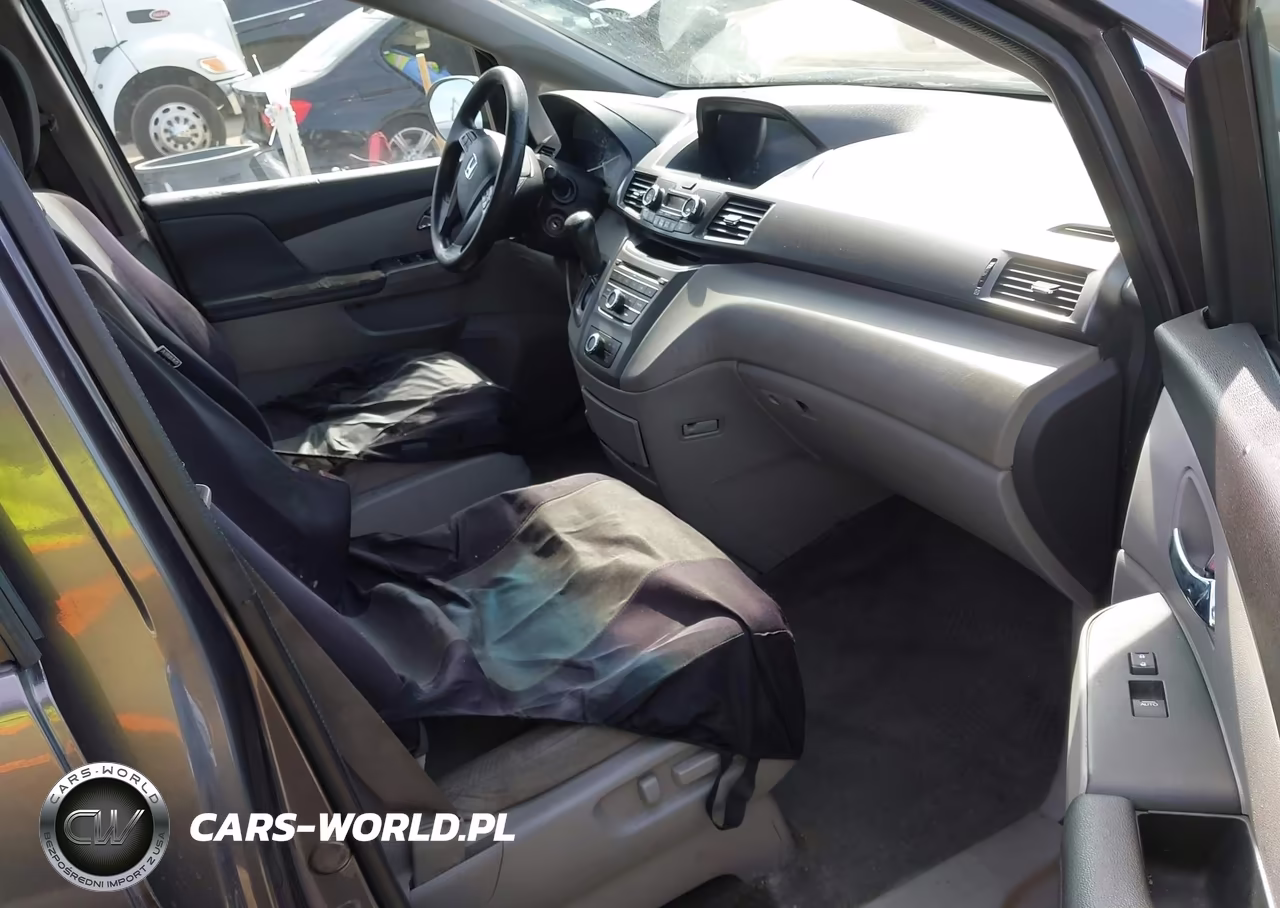 2015 Honda Odyssey Lx VIN:5FNRL5H21FB024450 - 5