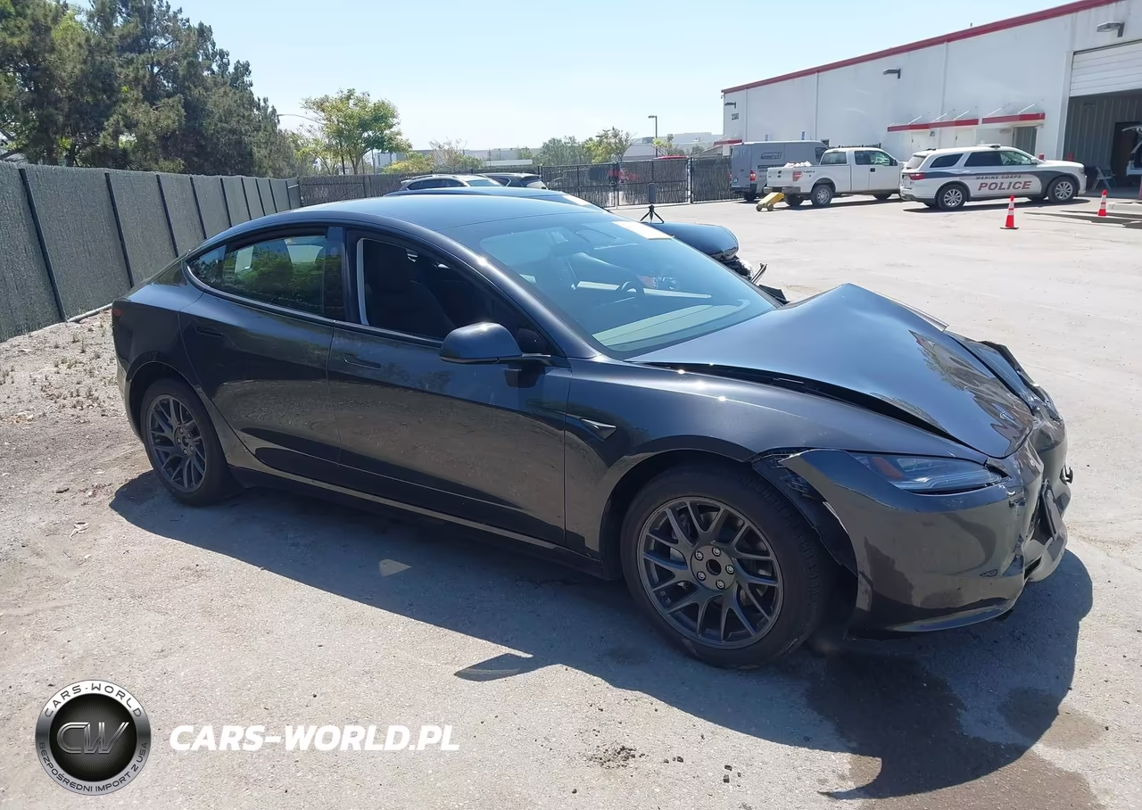 2025 Tesla Model 3 Long Range Rear-Wheel Drive-Standard Rear-Wheel Drive
