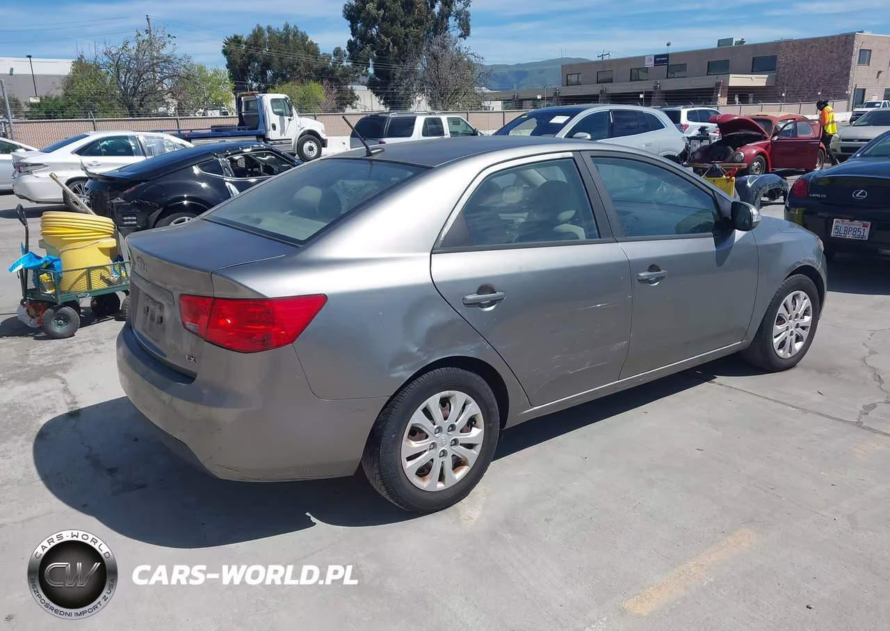 2010 Kia Forte Ex VIN:KNAFU4A24A5238974 - 4