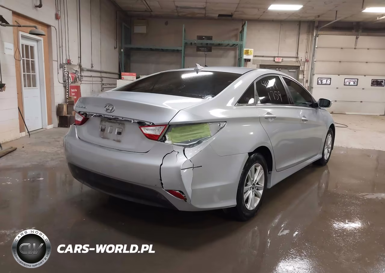 2014 Hyundai Sonata Gls VIN:5NPEB4AC2EH920609 - 4