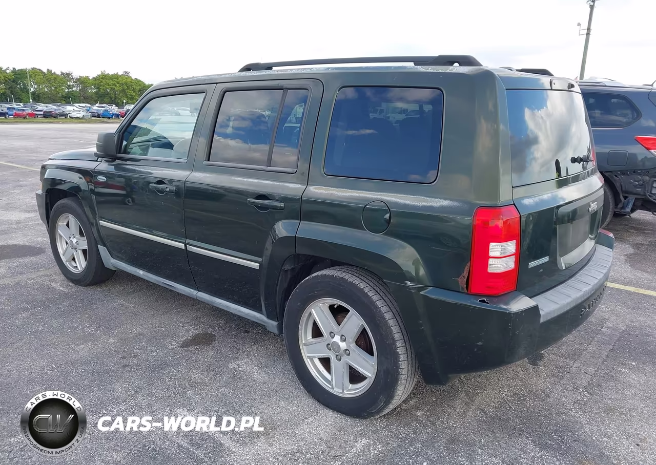 2010 Jeep Patriot Sport VIN:1J4NT1GB5AD643393 - 3