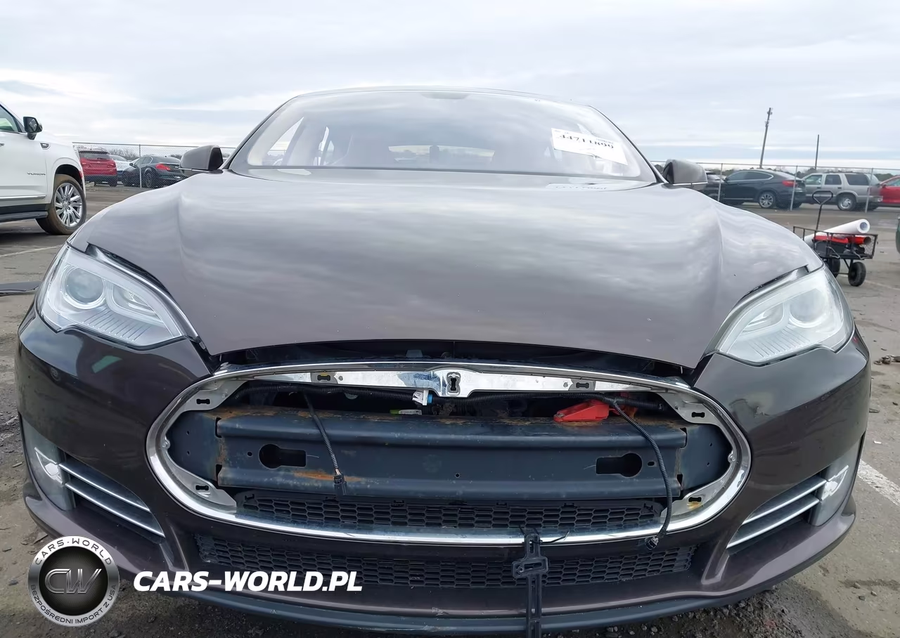 2013 Tesla Model S VIN:5YJSA1CN1DFP04377 - 6