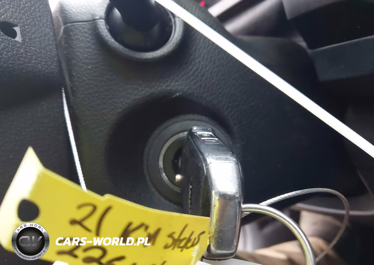 2021 Kia Seltos S VIN:KNDEU2AA8M7229696 - 11