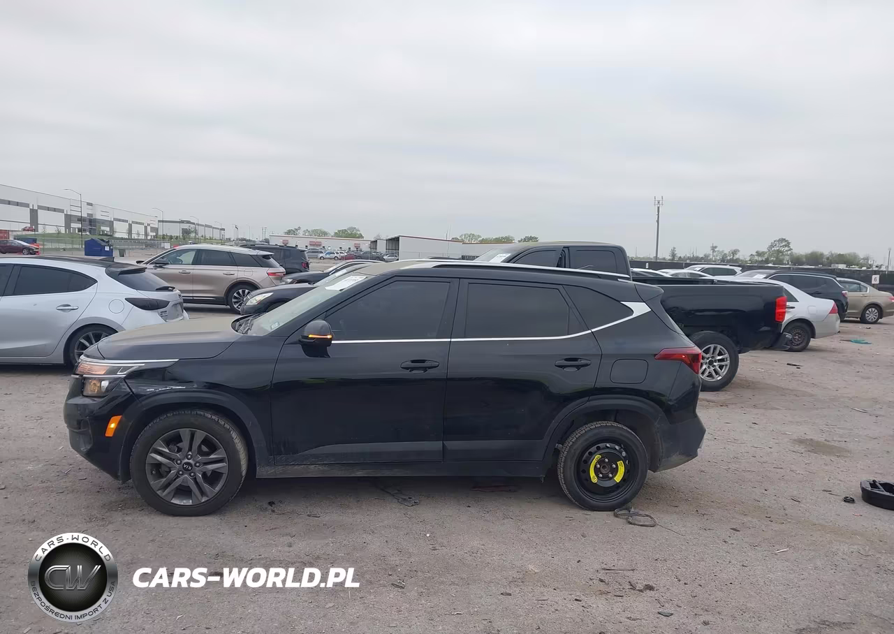 2021 Kia Seltos S VIN:KNDEU2AA8M7229696 - 14