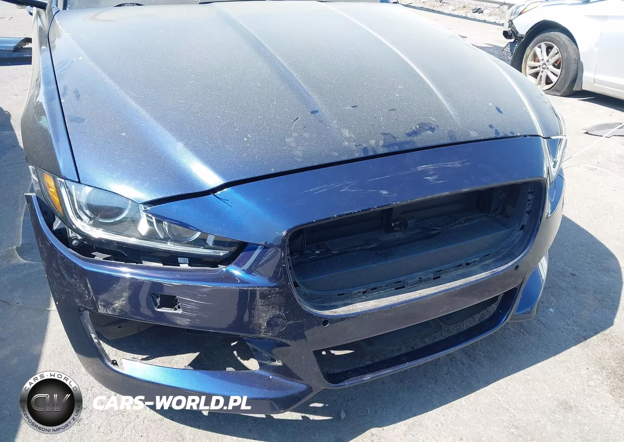 2017 Jaguar Xe 35T R-Sport VIN:SAJAF4BV4HA962490 - 18