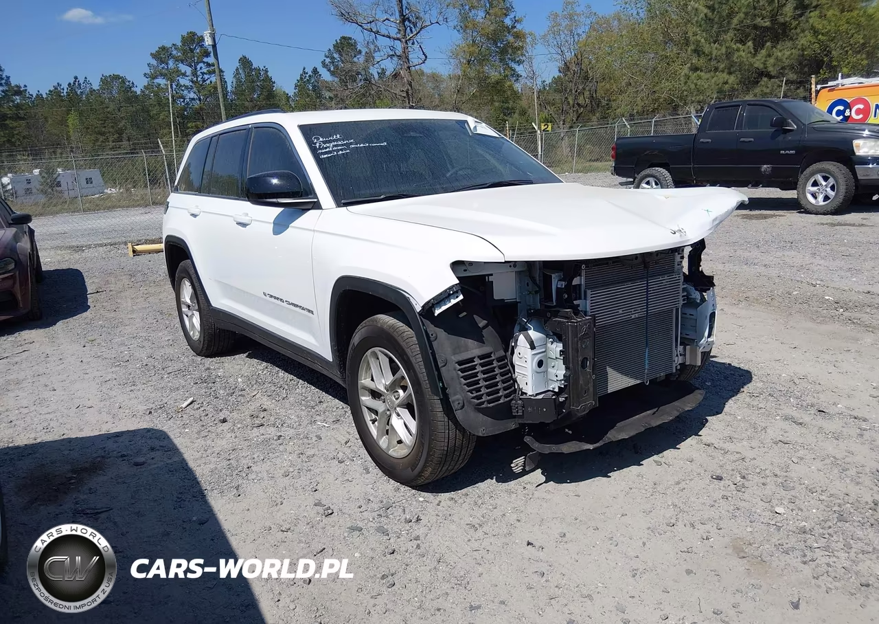 2025 Jeep Grand Cherokee Laredo X 4X2