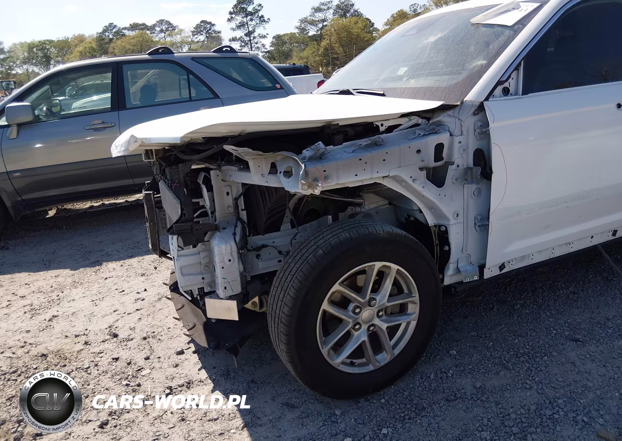 2025 Jeep Grand Cherokee Laredo X 4X2 VIN:1C4RJGAG0SC305993 - 18