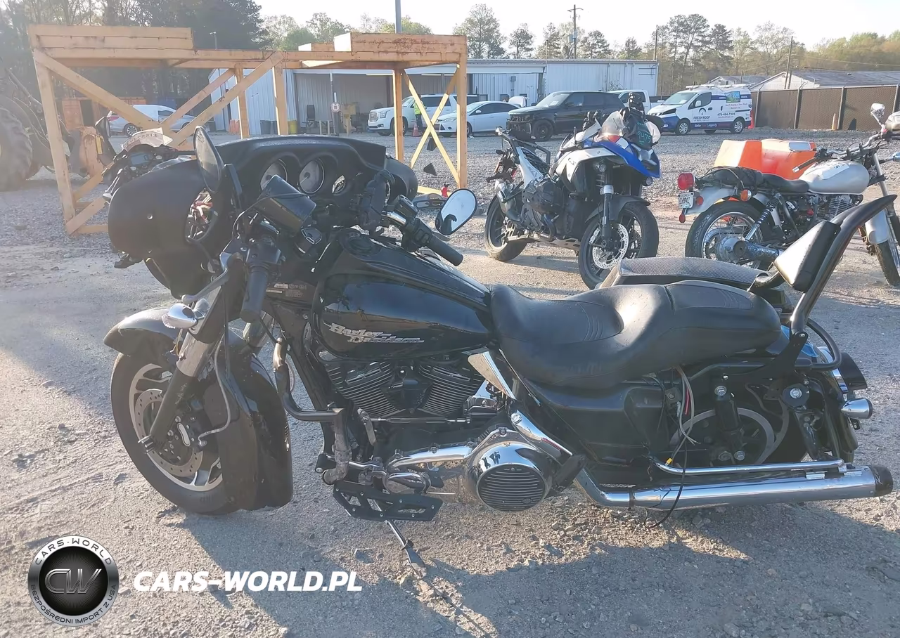 2007 Harley-Davidson Flhx VIN:1HD1KB4147Y606313 - 12