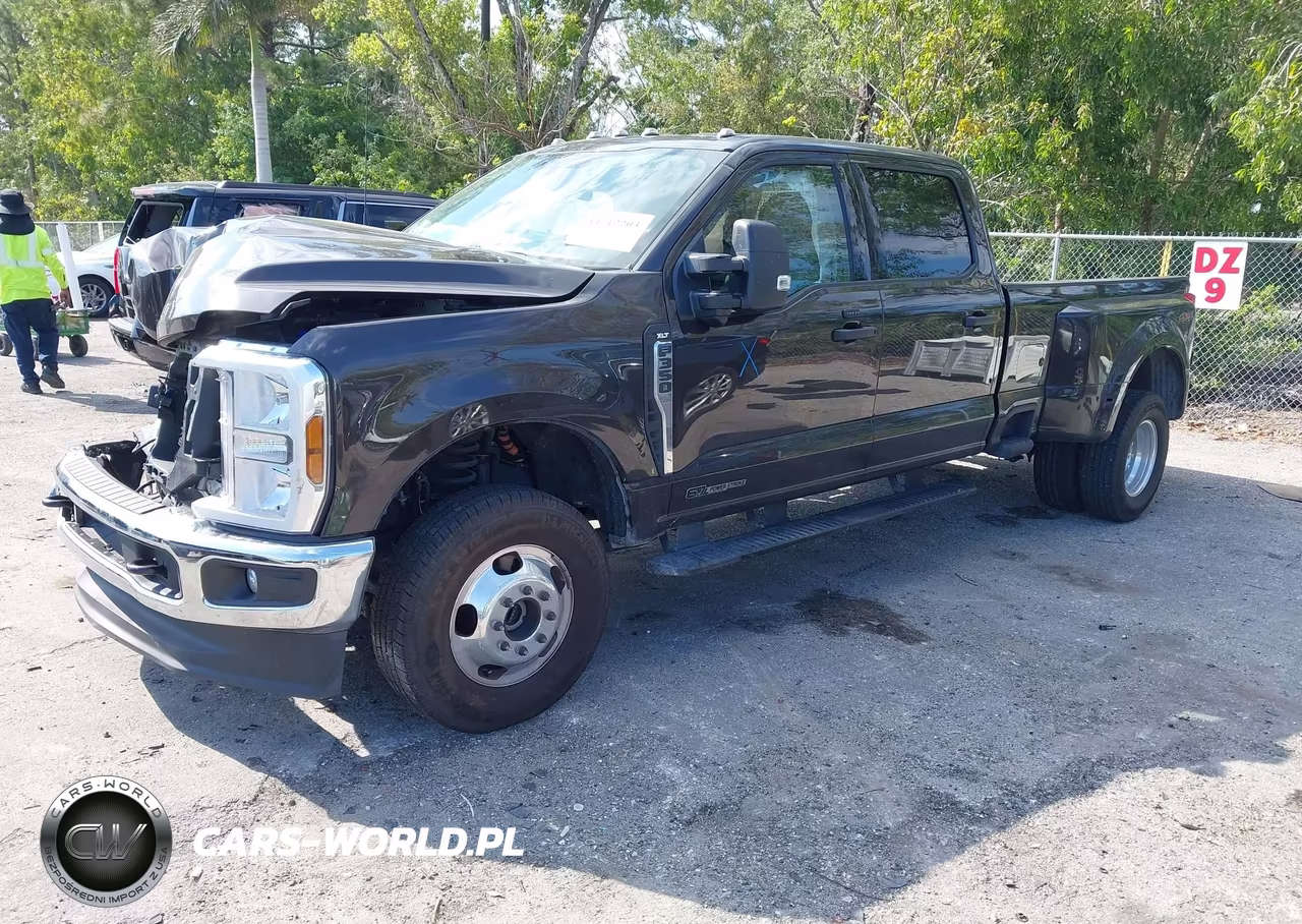 2025 Ford F-350 Xlt VIN:1FT8W3DT3SEC83670 - 2
