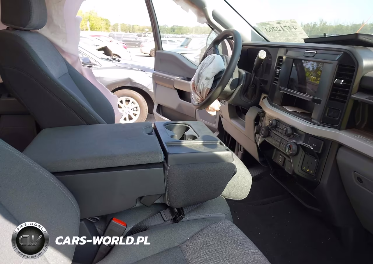 2025 Ford F-350 Xlt VIN:1FT8W3DT3SEC83670 - 5