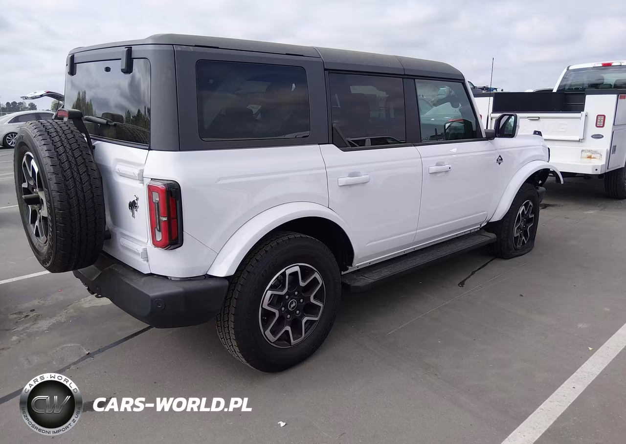 2024 Ford Bronco Outer Banks VIN:1FMDE8BH3RLB51085 - 4