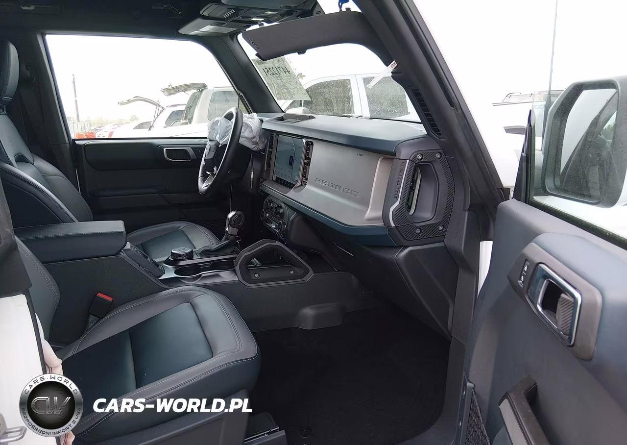 2024 Ford Bronco Outer Banks VIN:1FMDE8BH3RLB51085 - 5
