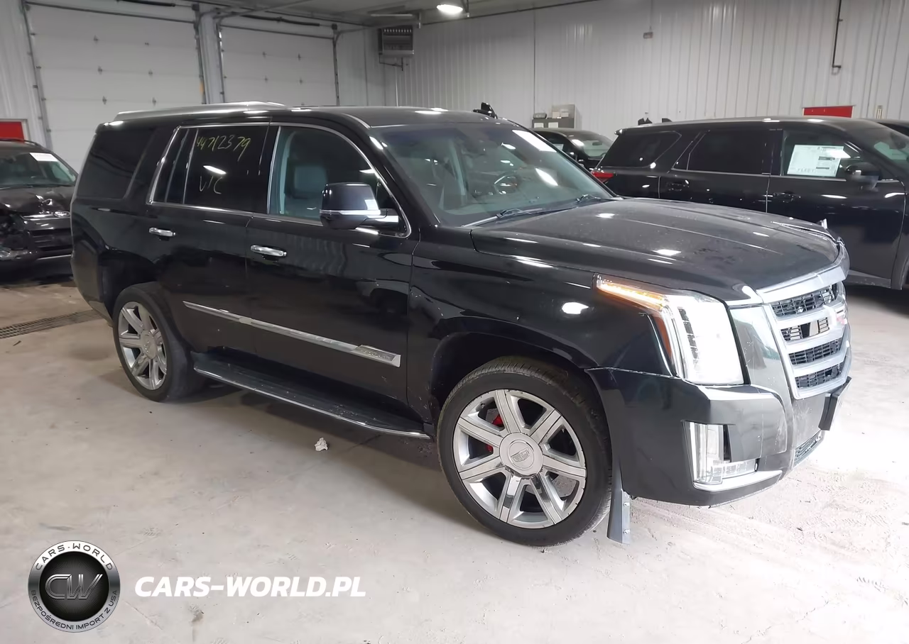 2016 Cadillac Escalade Luxury Collection