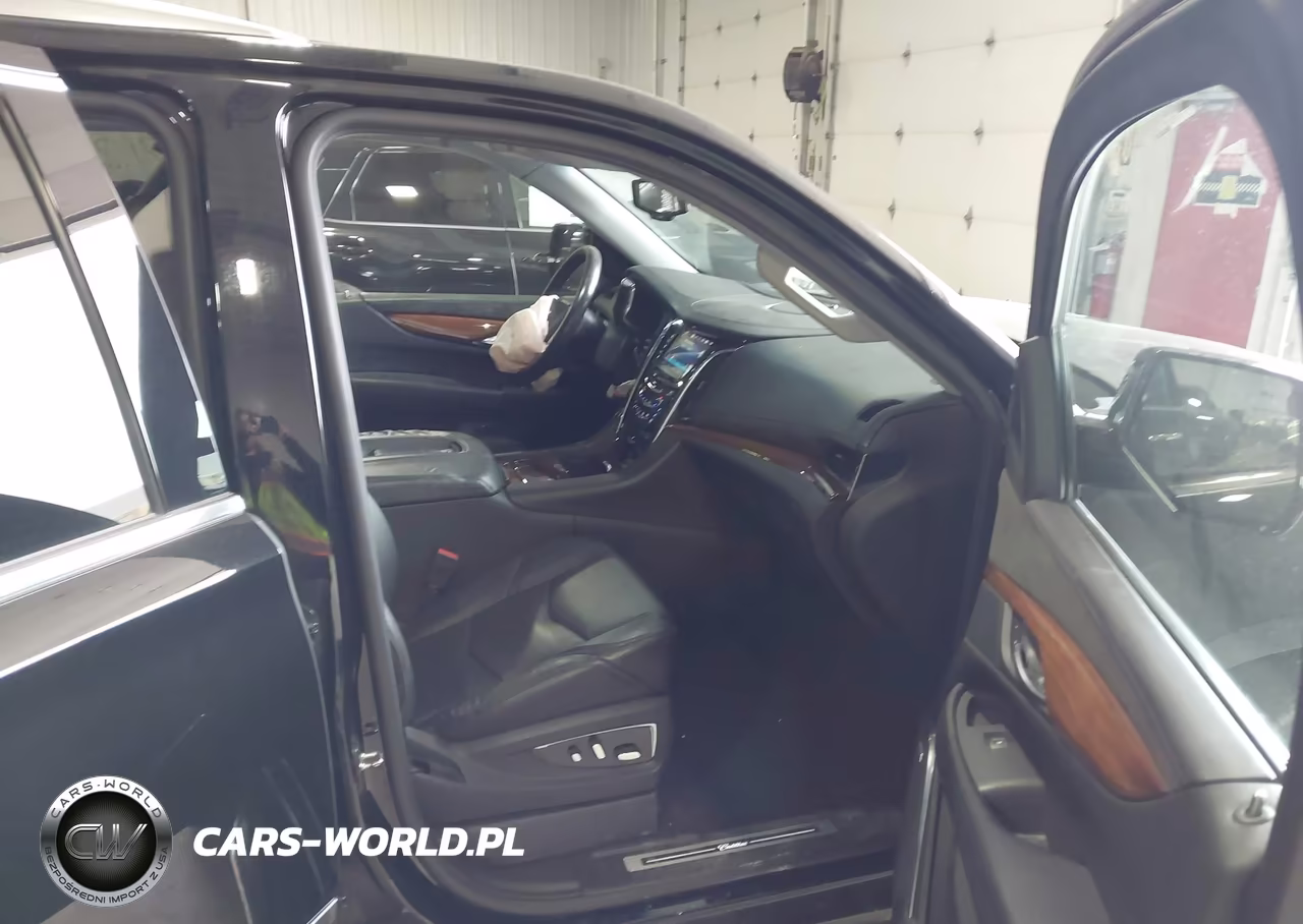 2016 Cadillac Escalade Luxury Collection VIN:1GYS4BKJ6GR208429 - 5