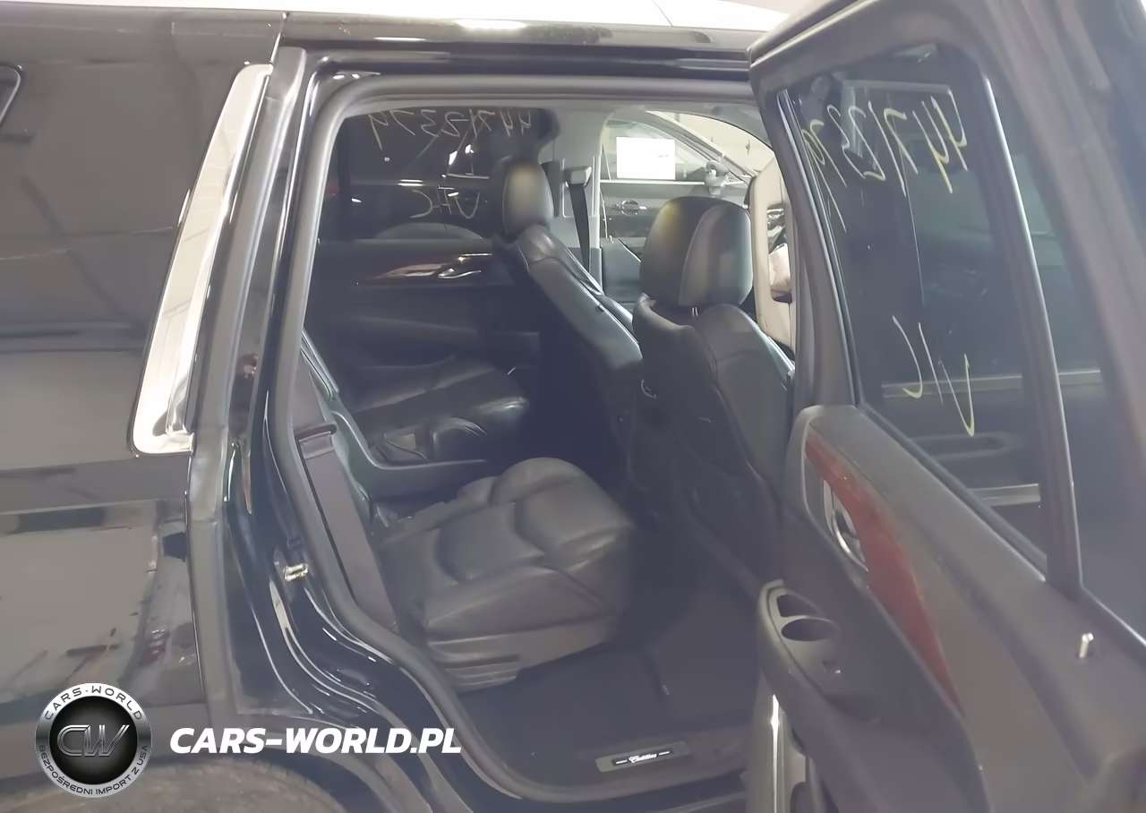 2016 Cadillac Escalade Luxury Collection VIN:1GYS4BKJ6GR208429 - 8