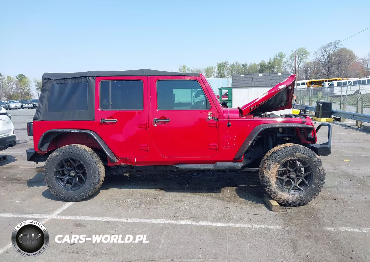 2010 Jeep Wrangler Unlimited Rubicon VIN:1J4BA6H11AL176989 - 13