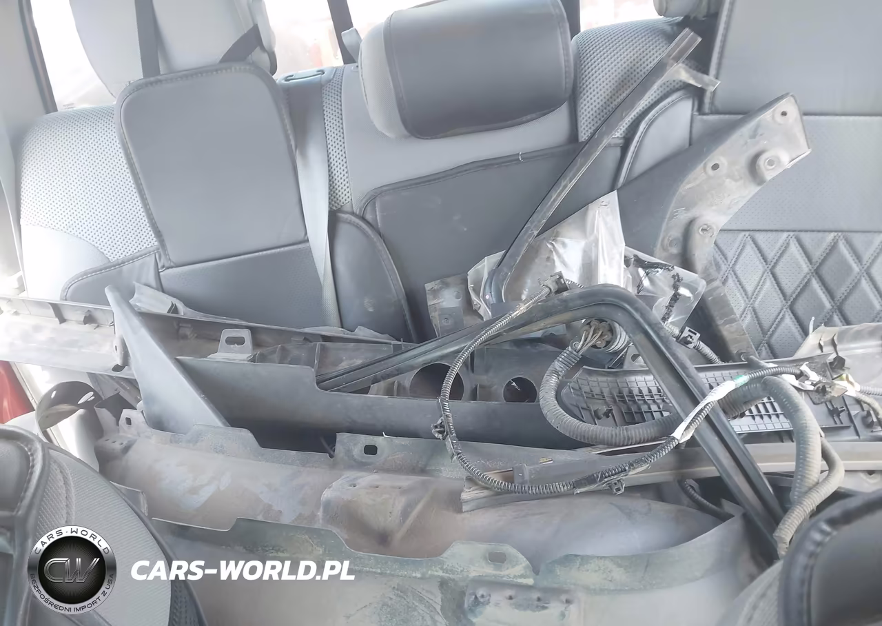 2015 Toyota Tacoma Base V6 VIN:3TMLU4EN5FM180000 - 8