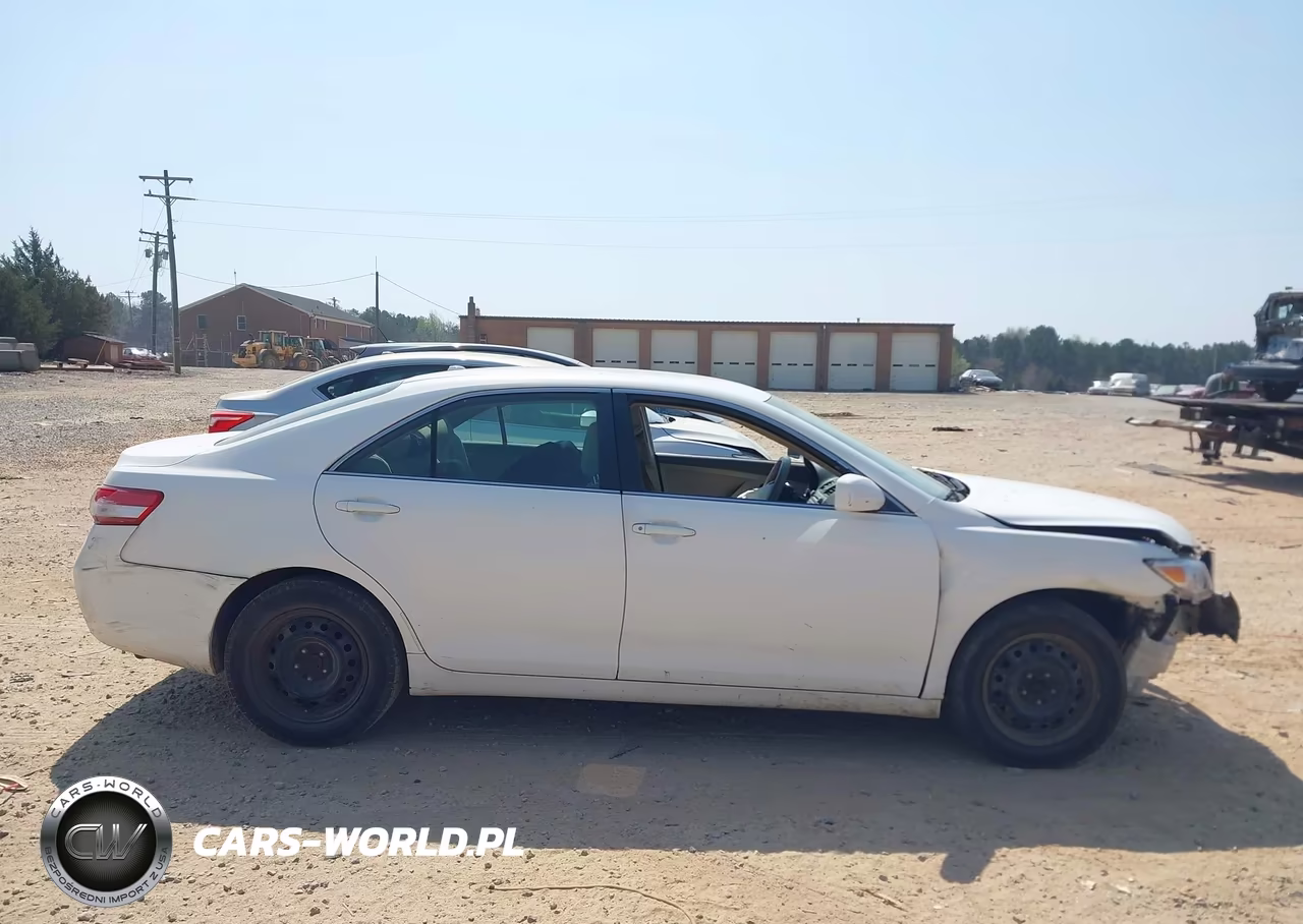 2011 Toyota Camry VIN:4T1BF3EK2BU646294 - 13