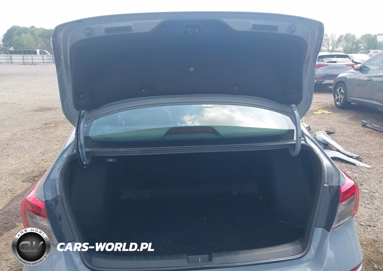 2024 Honda Civic Sport VIN:2HGFE2F52RH583112 - 17