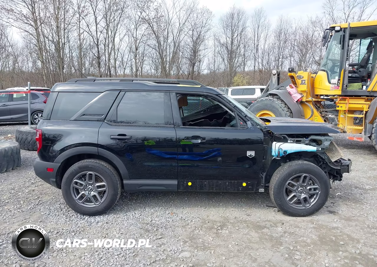 2025 Ford Bronco Sport Big Bend VIN:3FMCR9BN1SRE59777 - 14